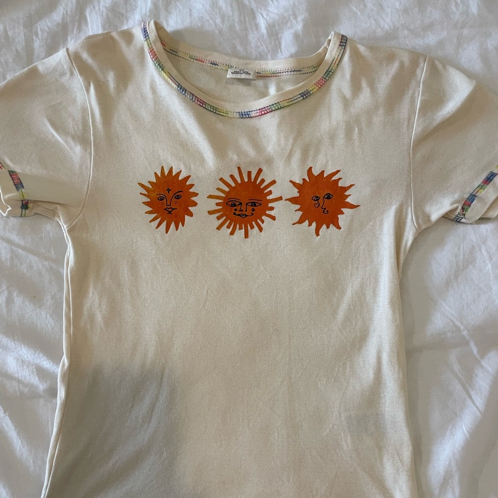 Urban outfitters sun shirt size small